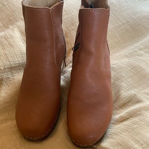 Maguba clog boots